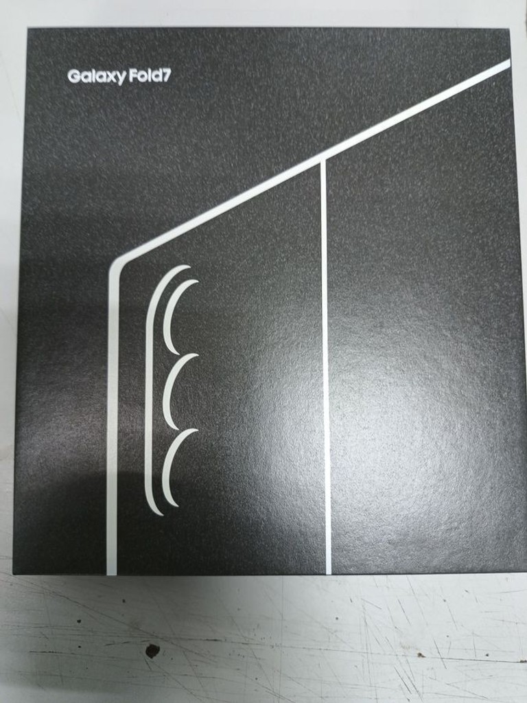 Samsung galaxy fold7 16/1tb Код:01-200896669. Зображення 11