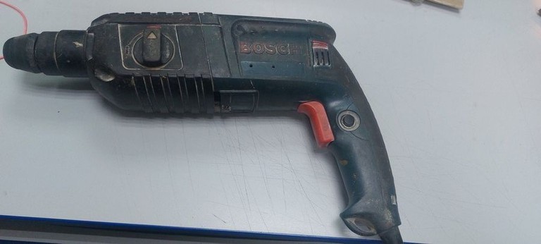 Дешиво Bosch gbh 2-22 re с ломбарда