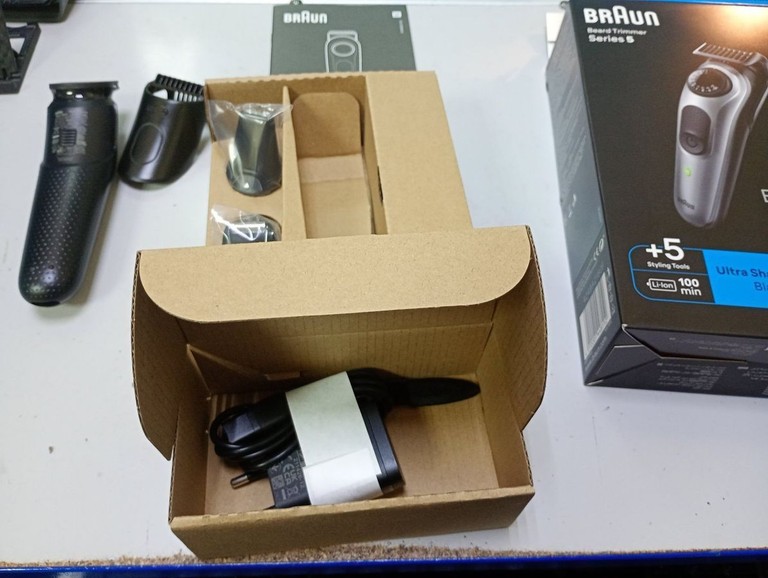 Дешиво Braun BeardTrimmer 5 BT5440 с ломбарда