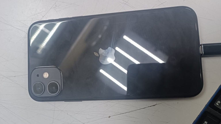 Apple iphone 11 64gb Код:01-200972425. Зображення 5