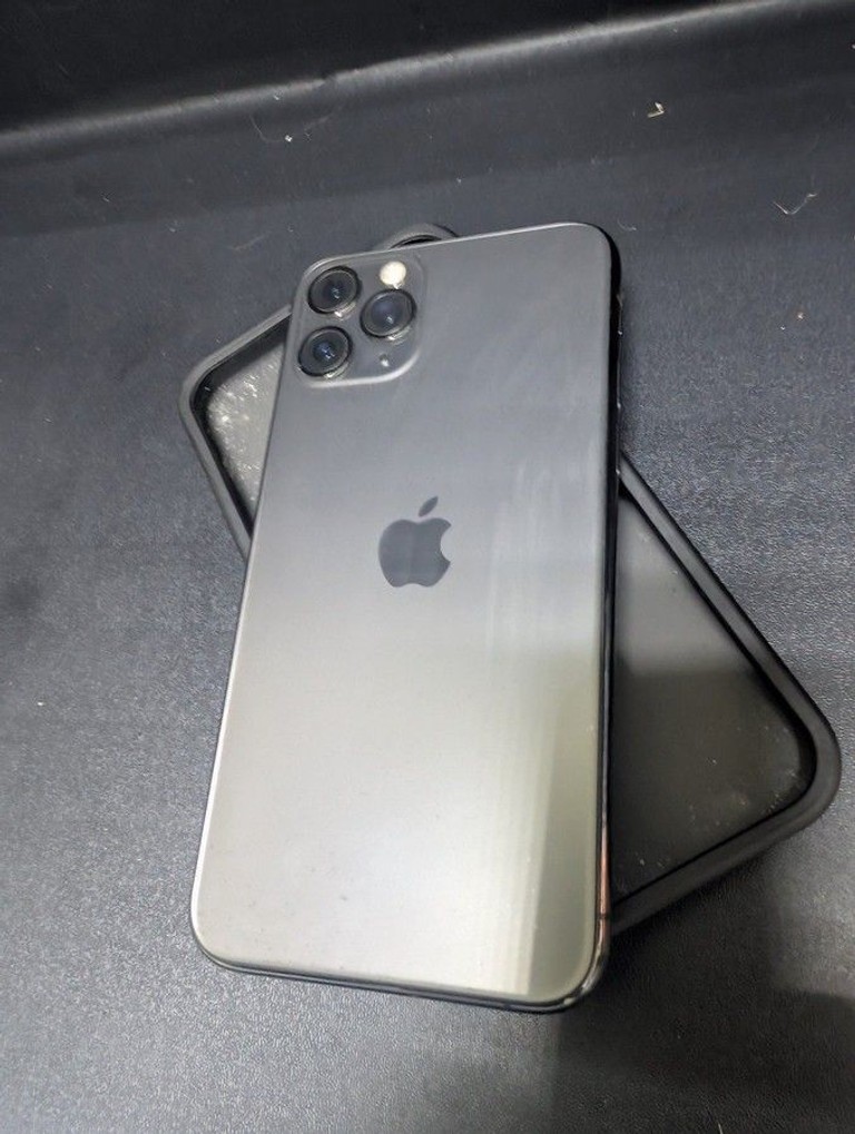 Дешево Apple iphone 11 pro 64gb з ломбарду