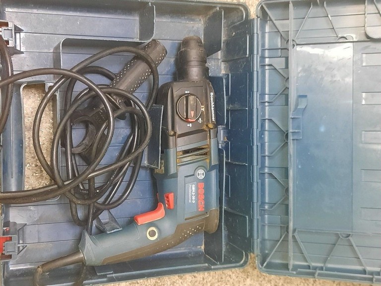 Дешиво Bosch gbh 2-20 d с ломбарда