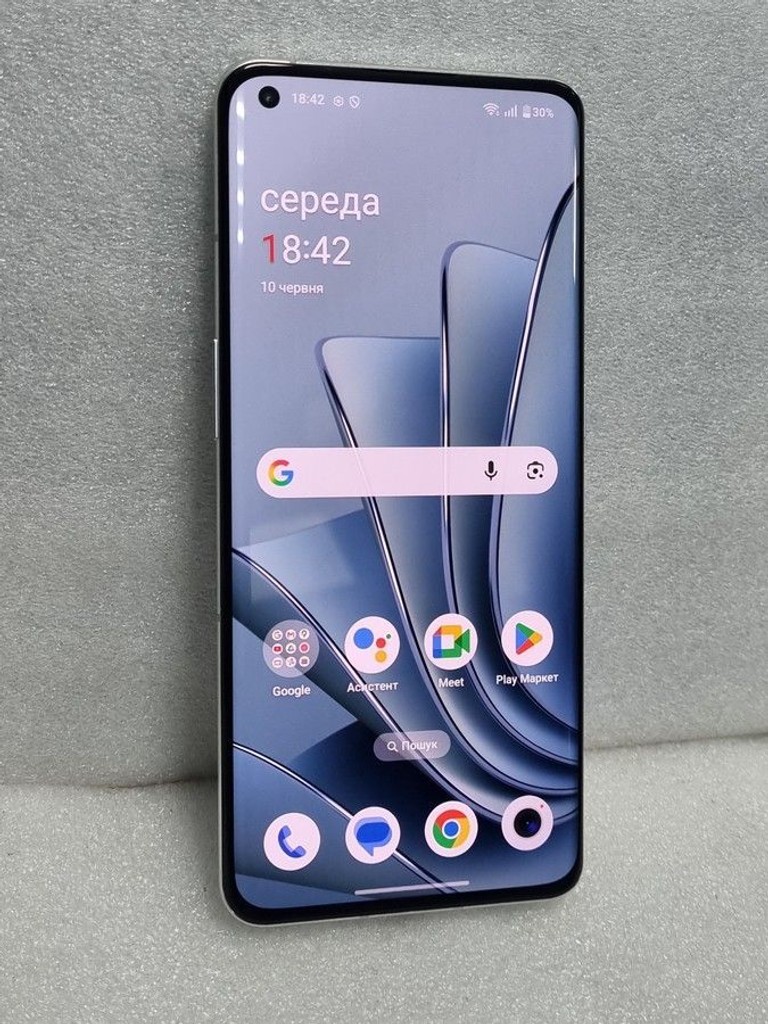 Купити Oneplus 10 pro 12/512gb Б/У