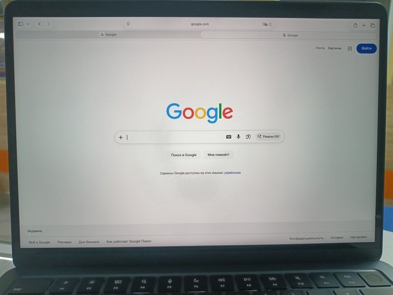 Apple macbook air 13,6" 2025 mc6t4 / apple m4/ 8 core gpu/ ram 16gb/ ssd 256gb/ a3240 Код:01-200983249. Изображение 5