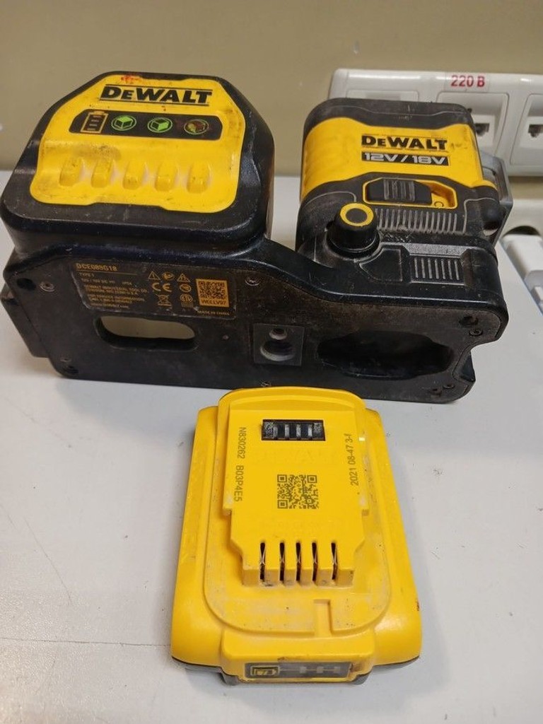 Оголошення Dewalt DCE089D1G18 Б/У