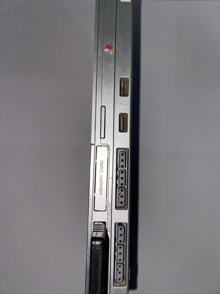 Дешиво Sony PlayStation 2 Slim с ломбарда