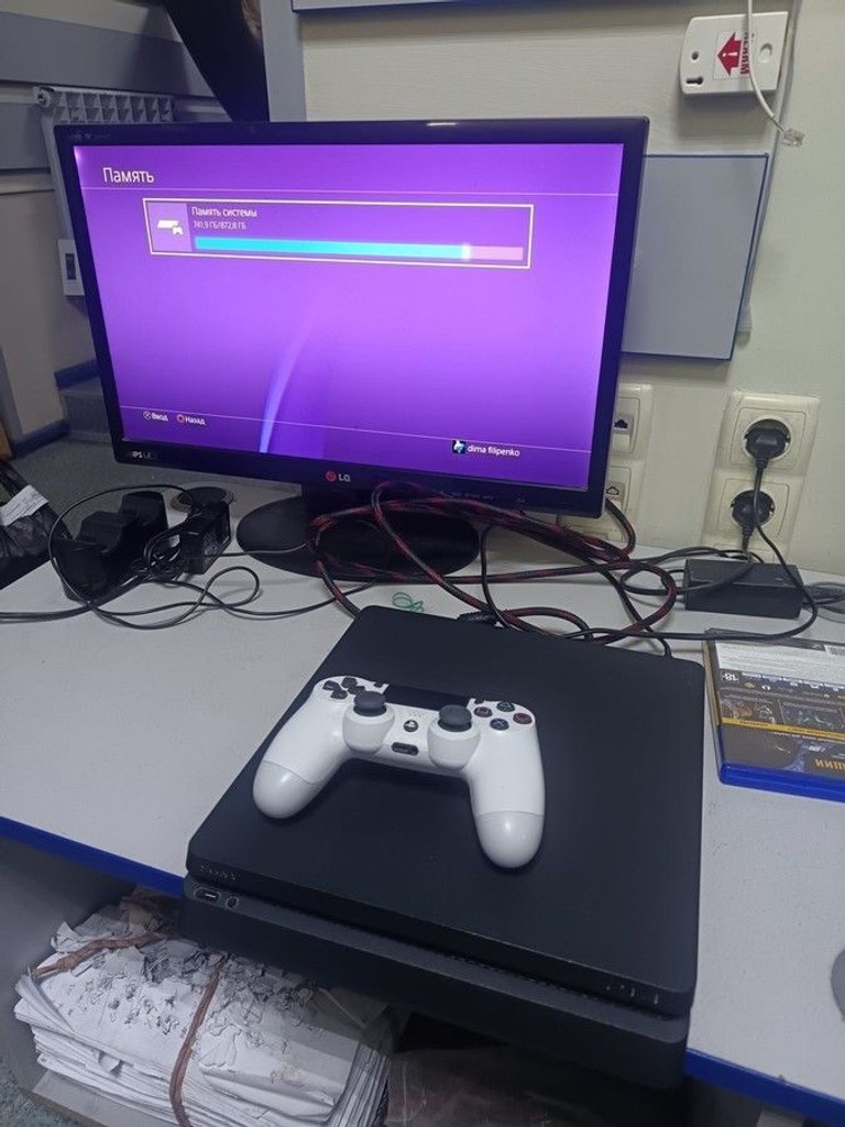 Дешево Sony PlayStation 4 Slim 1TB Black з ломбарду