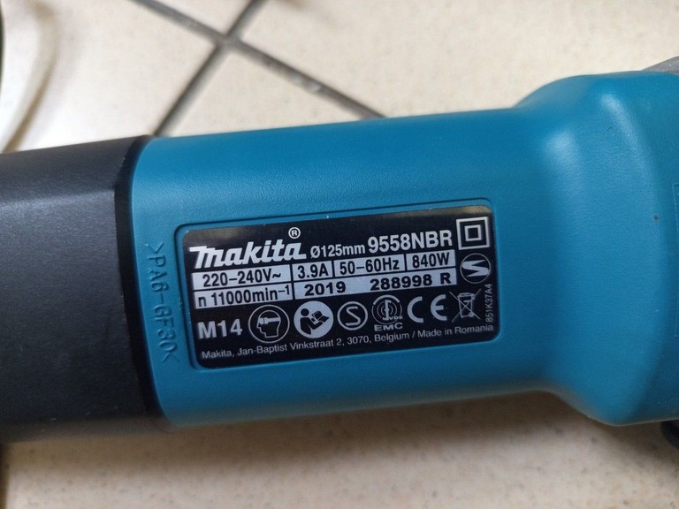 Оголошення Makita 9558NB Б/У