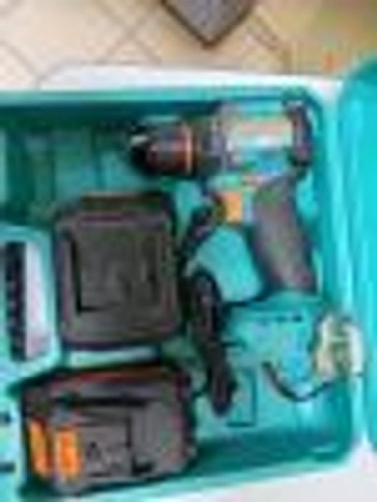 Дешево Sturmax CDM3221BL з ломбарду