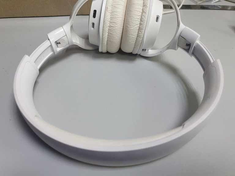 Оголошення Jbl tune 520bt Б/У
