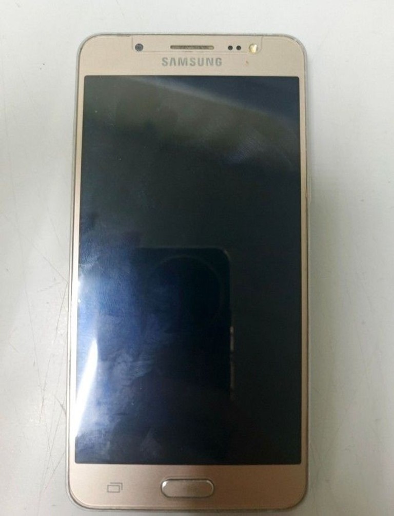 Дешиво Samsung galaxy j5 j510h с ломбарда
