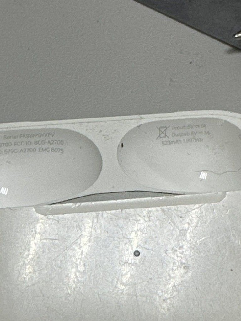 Оголошення Apple airpods pro 2nd generation magsafe Б/У