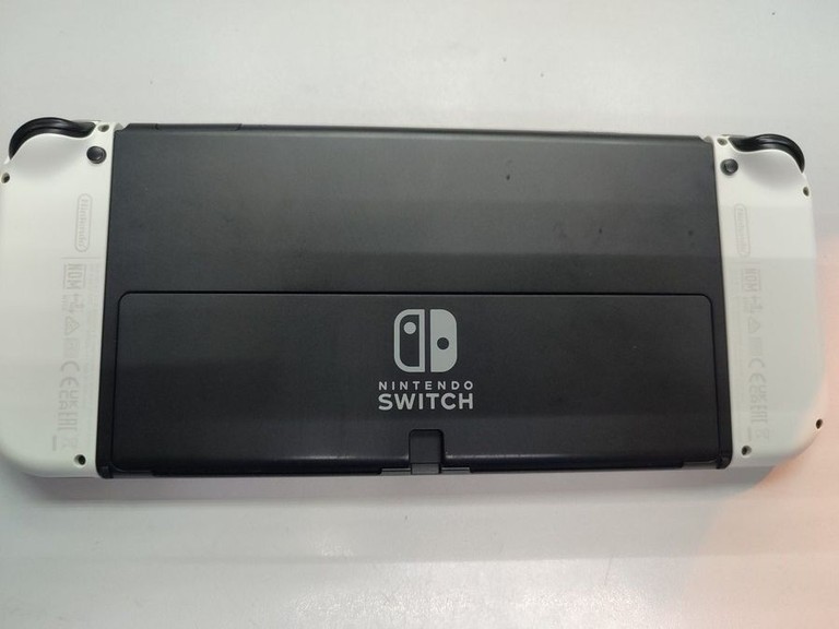 Дешево Nintendo switch oled з ломбарду