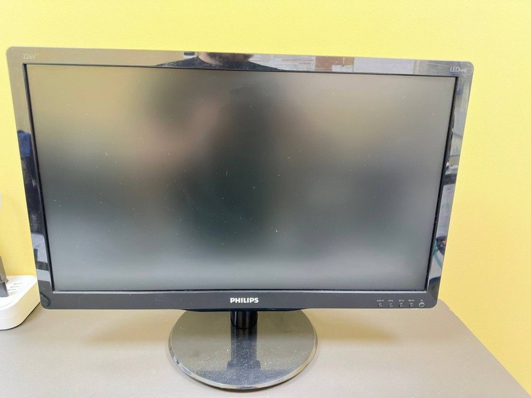 Купить Philips 226v4l Б/У