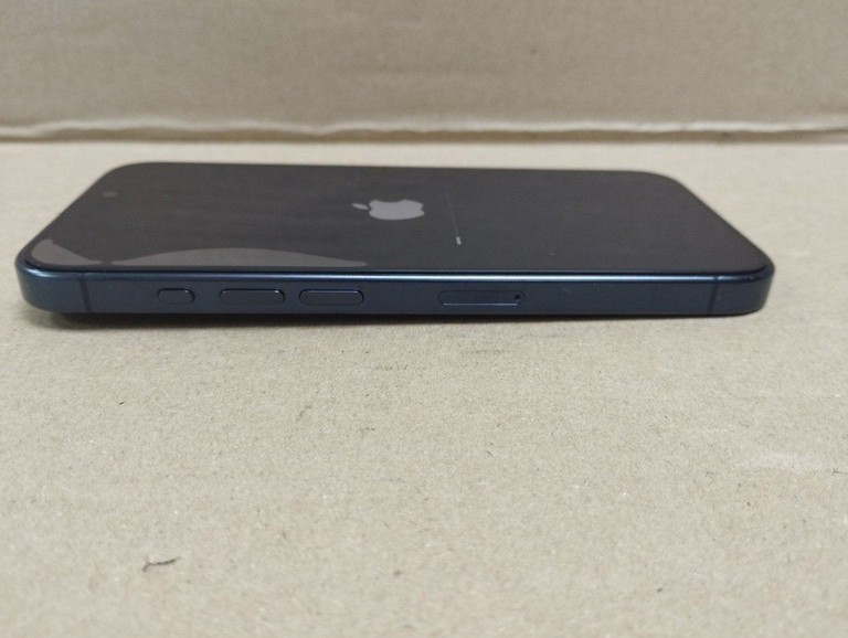 Apple iphone 15 pro 256gb Код:01-201135813. Зображення 8