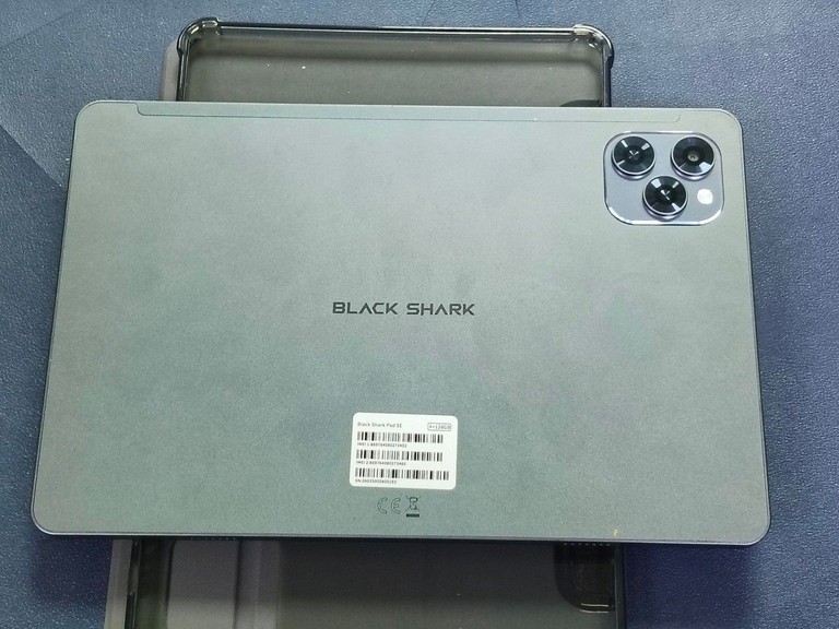 Дешево Black shark Pad SE 4/128GB LTE Black з ломбарду