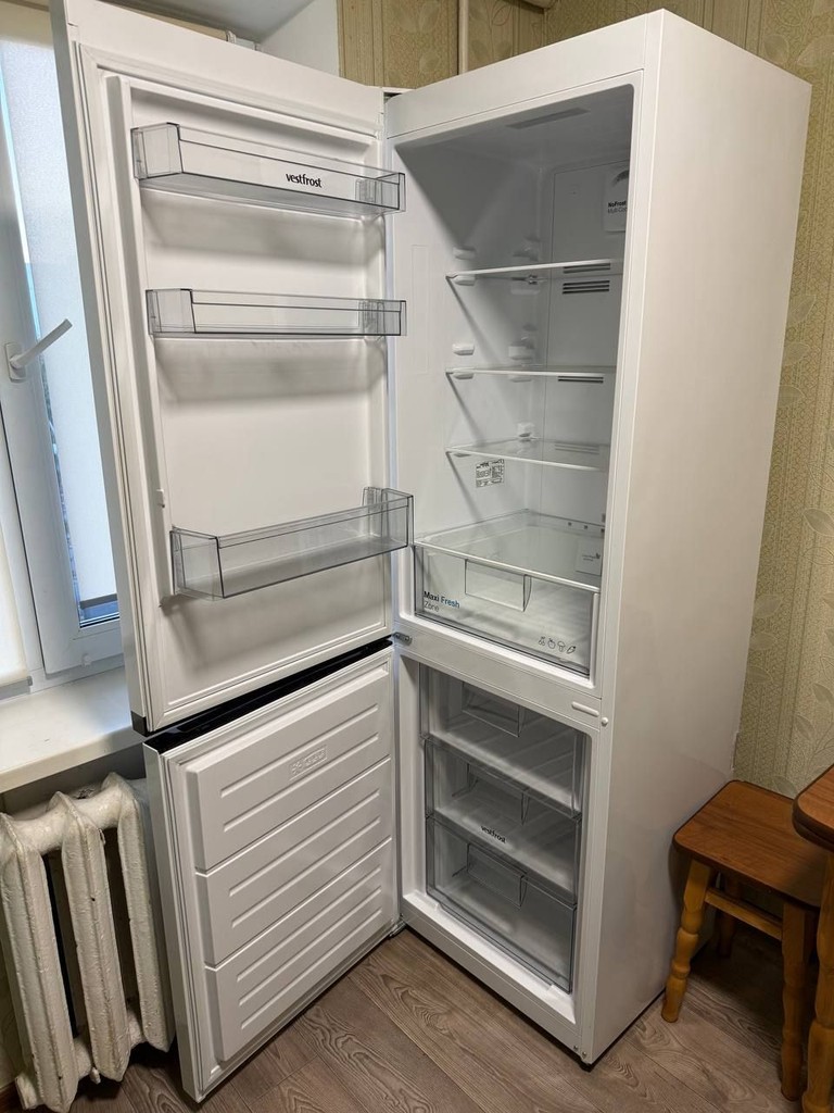 Оголошення Vestfrost CNF 186 W Б/У
