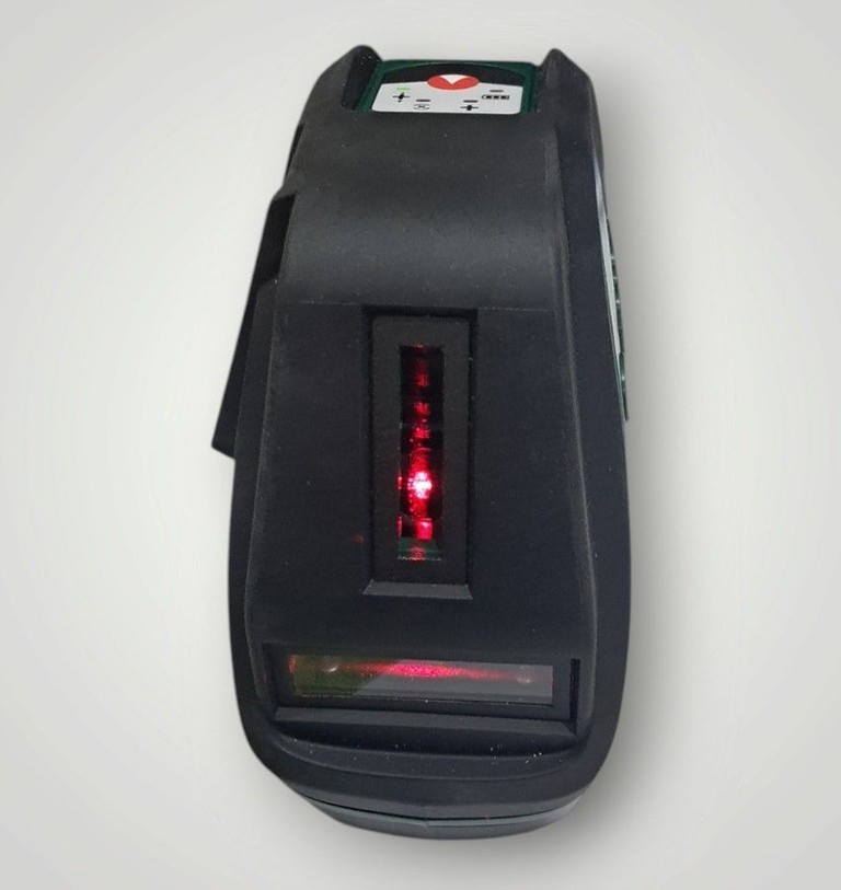 Розпродаж Bosch universallevel 3 + кронштейн, продавець Техноскарб