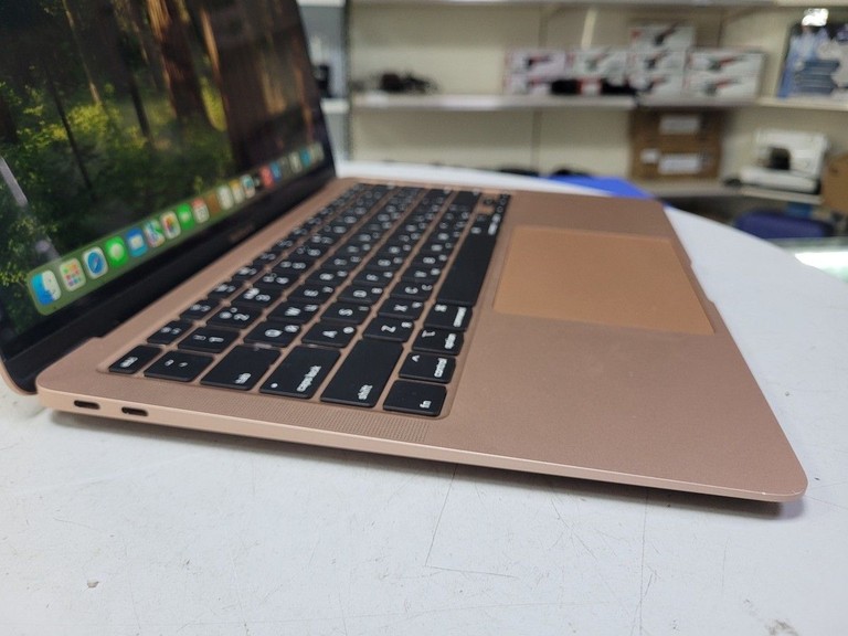 Дешиво Apple macbook air 13" 2020 a2179 core i5 1,1ghz/ram8gb/ssd512gb/intel iris plus graphics с ломбарда