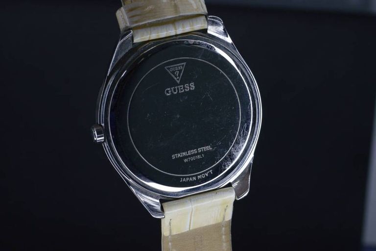 Guess w70018l1