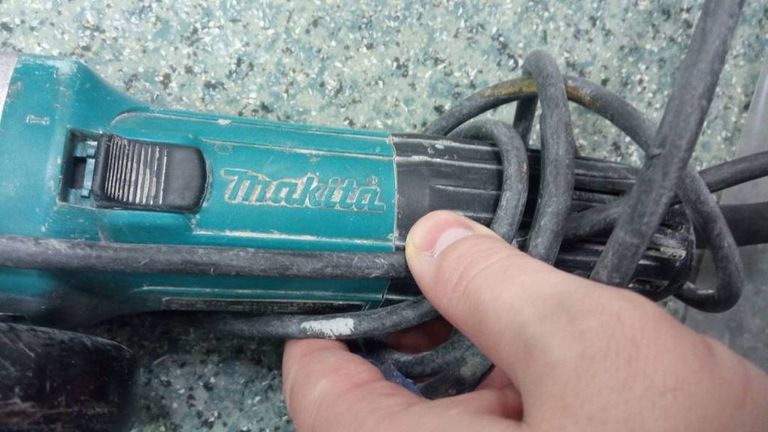 Makita GA5030