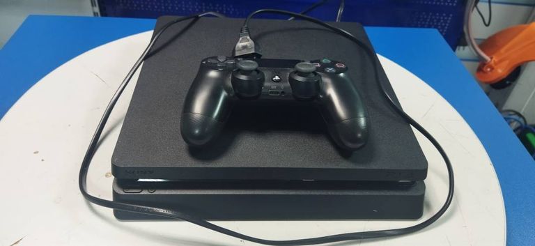 Sony playstation 4 slim 1tb