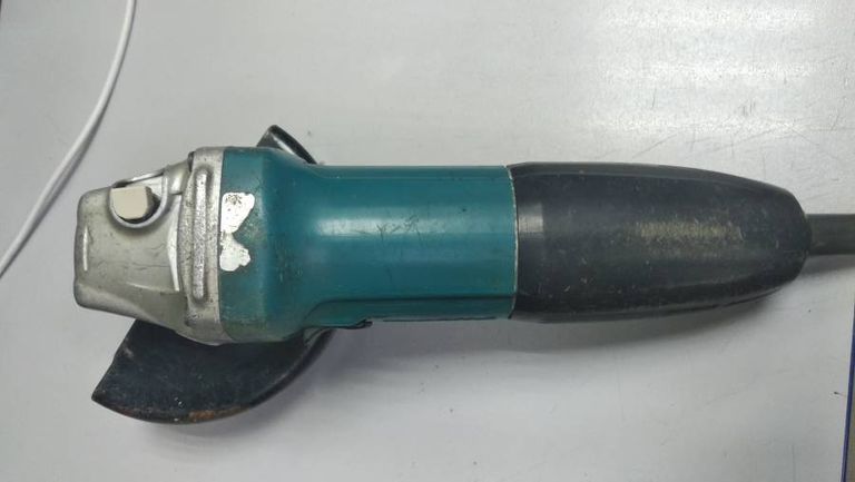 Makita GA5030