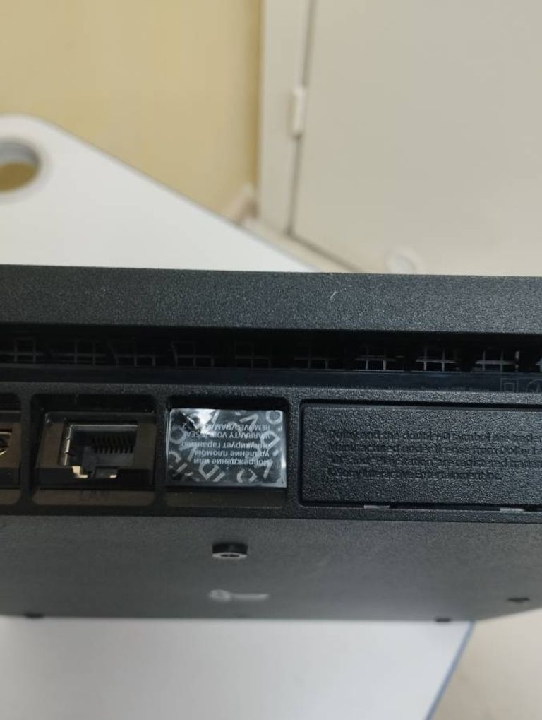 Sony PlayStation 4 Slim 1TB Black Код:01-200292674. Изображение 5