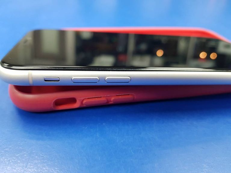 Apple iphone xr 64gb Код:01-200336758. Зображення 6