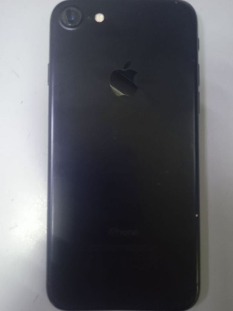 Дешиво Apple iphone 7 32gb с ломбарда