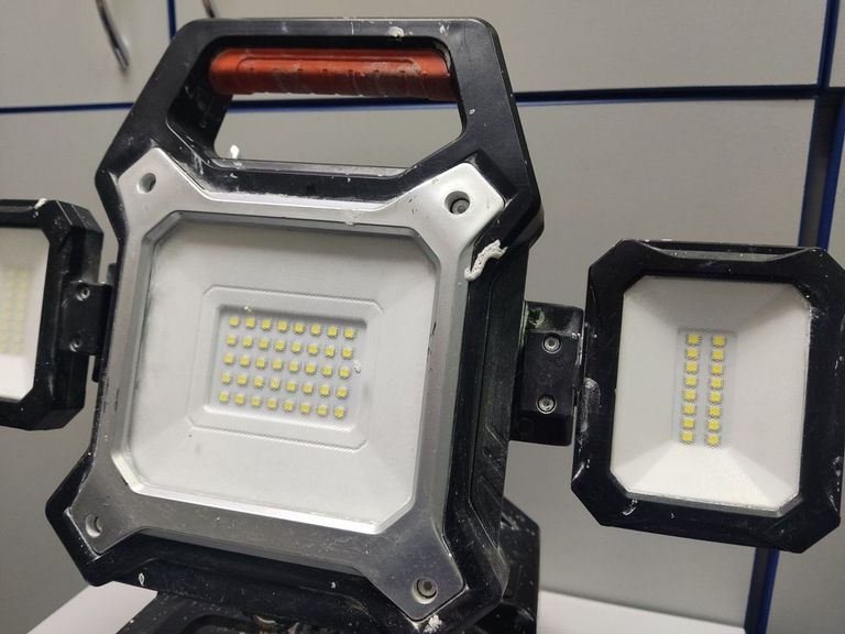 Оголошення Dnipro-M dcl-201 + 1 акб 4.0 ah + зп Б/У