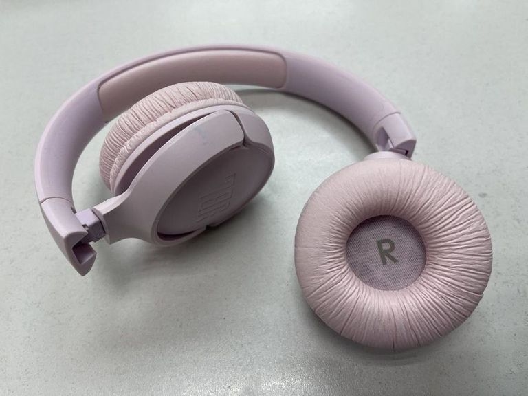 Дешиво Jbl tune 510bt с ломбарда