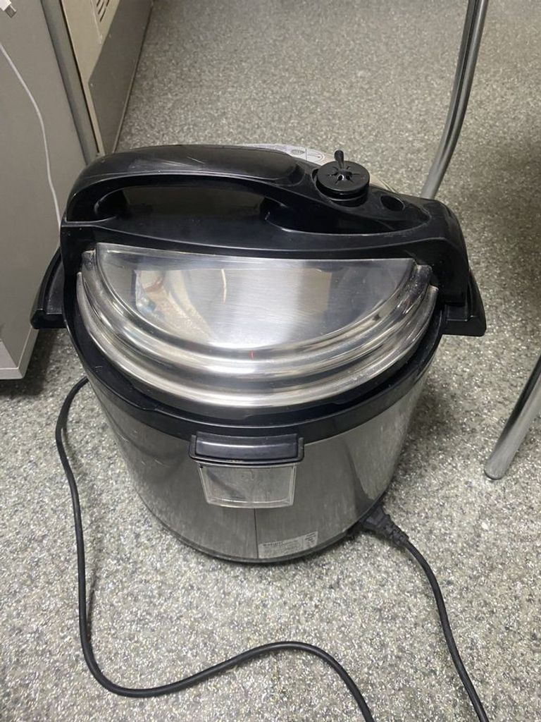 Дешево Saturn st-mc9181 з ломбарду