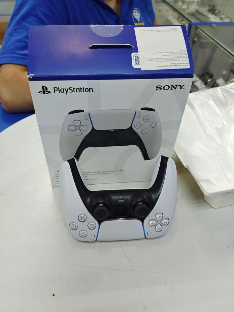 Купити Sony DualSense Black Б/У