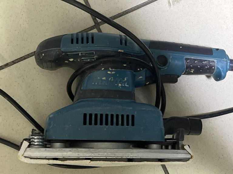 Оголошення Makita BO3711 Б/У