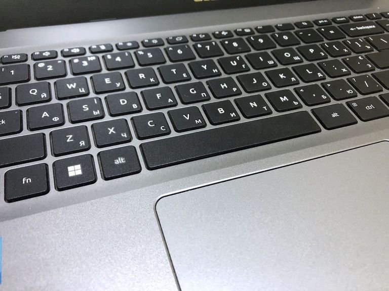 Объявление Acer 15/core i3-1215u ddr5/16gb ddr5/hdd *відсутній/ssd 512 gb/*інтегрована Б/У