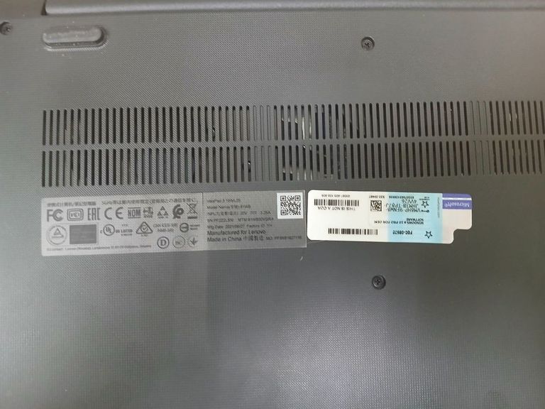 Оголошення Lenovo екр. 15,6/pentium 6405u 2,4ghz/ram8gb/hdd500gb/gf mx130 Б/У