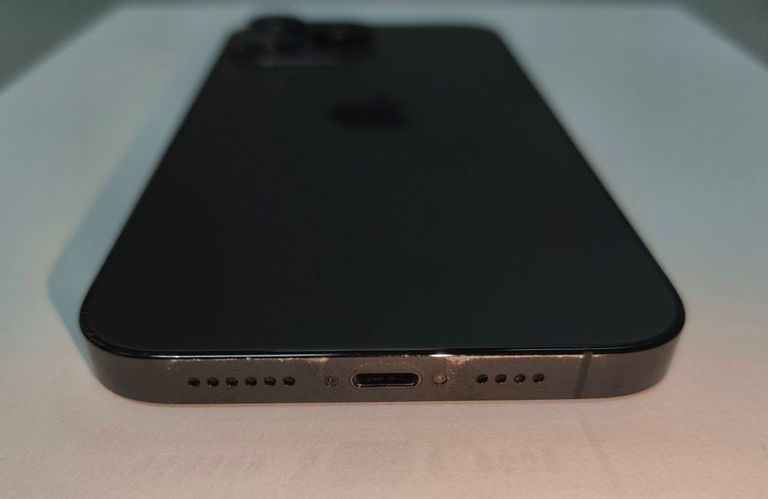 Apple iPhone 14 Pro Max 256GB eSIM Silver (MQ8U3) Код:01-200761336. Изображение 11