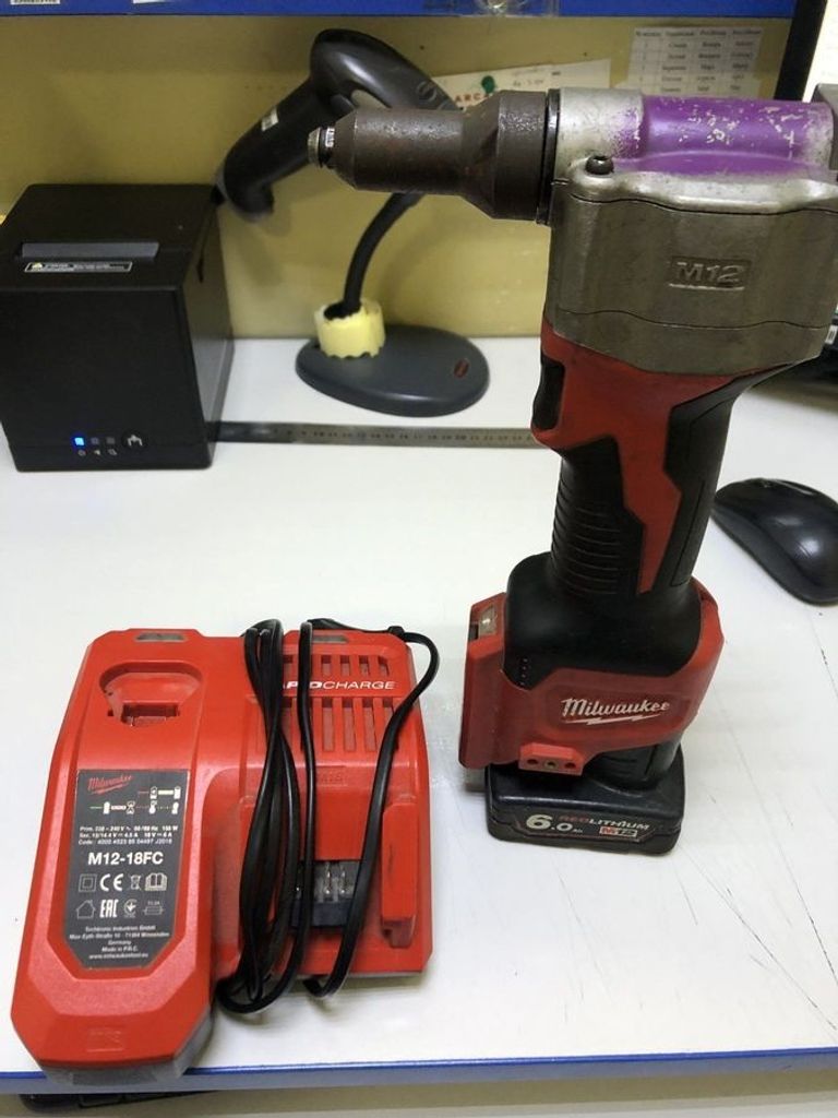 Купити Milwaukee m12bprt + 1акб 6ah + зп Б/У