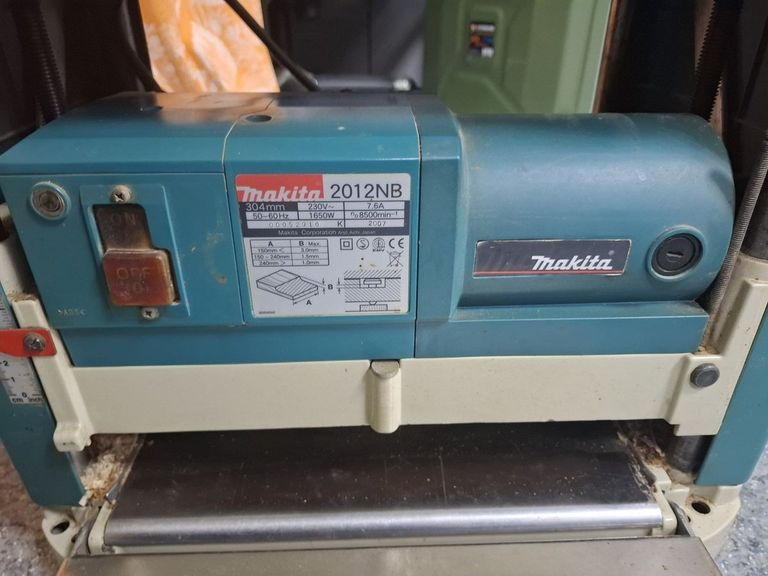 Оголошення Makita 2012NB Б/У