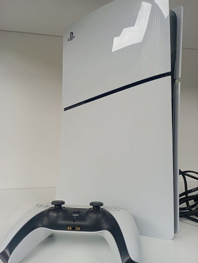 Купить Sony PlayStation 5 Slim 1TB Б/У