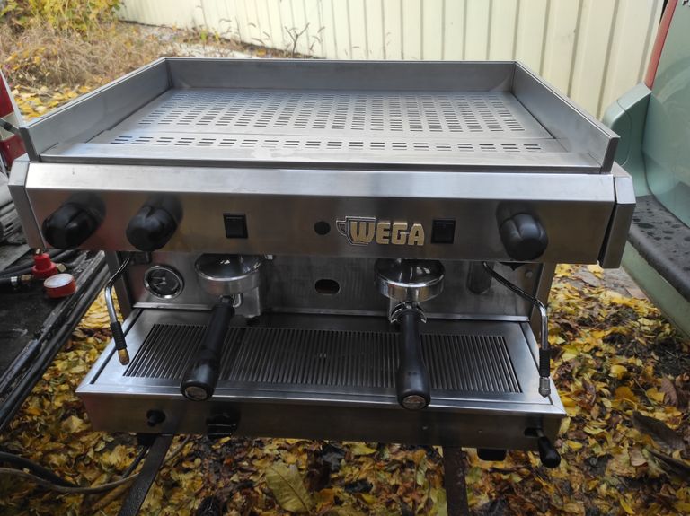 Купити Wega Б/У