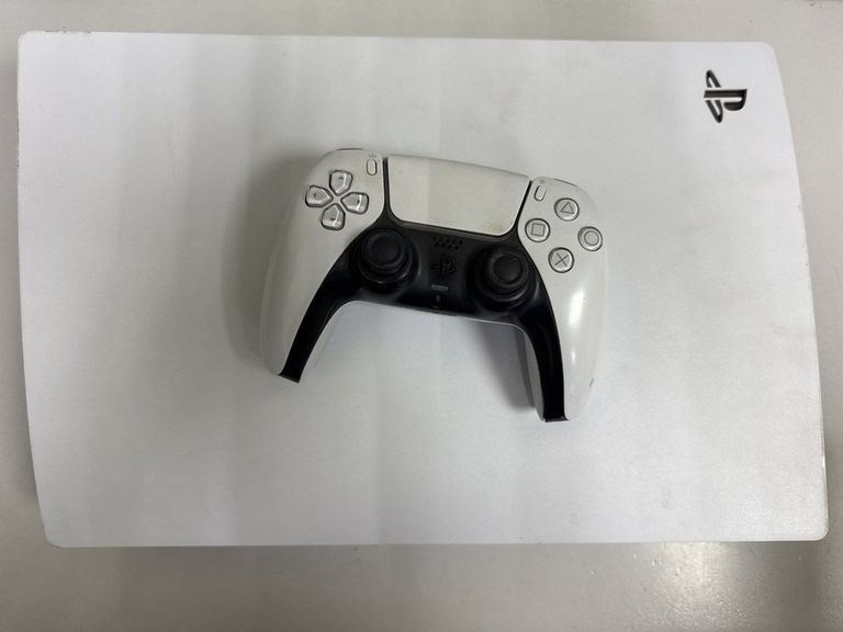 Дешево Sony PlayStation 5 Digital Edition 825GB з ломбарду