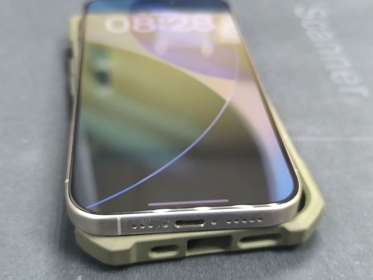 Apple iPhone 15 Pro 512GB White Titanium Код:01-200790944. Изображение 8