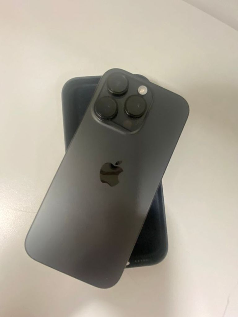 Купити Apple iPhone 16 Pro 128GB Black Titanium (MYND3) Б/У
