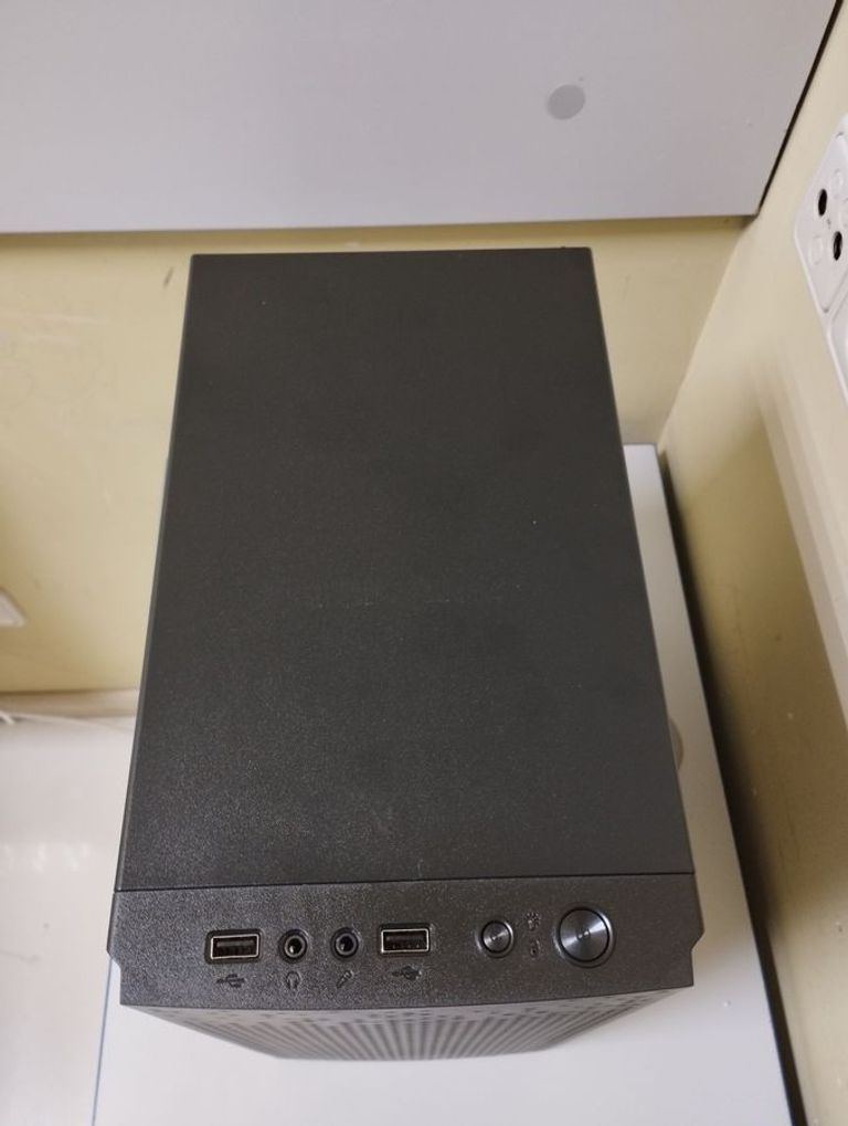 Объявление Пк amd ryzen 5 5500/ram 16 gb/hdd відсутній/ssd 240 gb/інтегрована Б/У