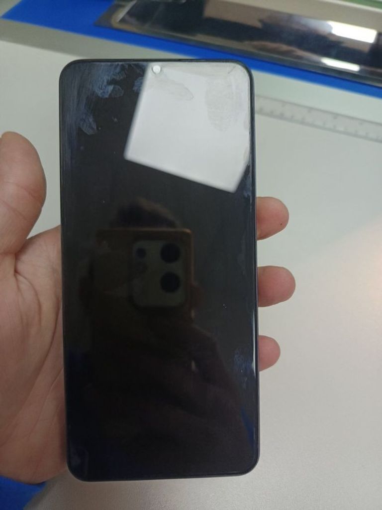 Оголошення Realme c63 6/128gb Б/У