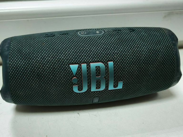 Купить Jbl charge 5 Б/У