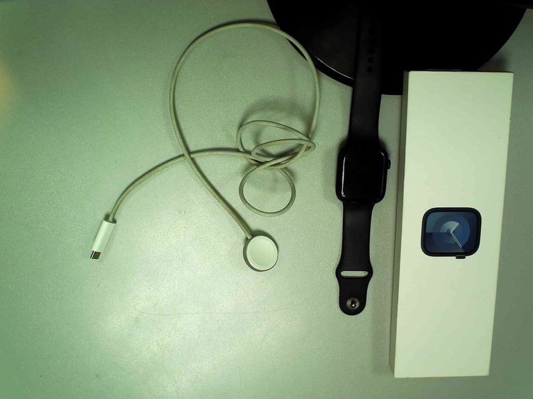 Купити Apple watch series 9 gps 45mm aluminum case Б/У