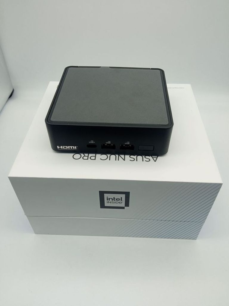 Объявление Asus nuc pro core 3 100u/ram16gb/ssd256gb/video int Б/У